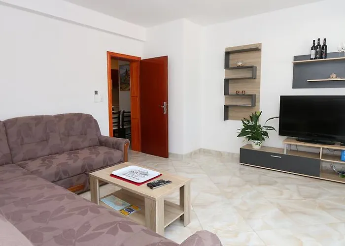 Jadranka Apartment *